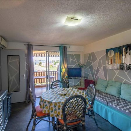Cosy 35 M2 With Balcony In A Quiet Residence Фрежюс Экстерьер фото