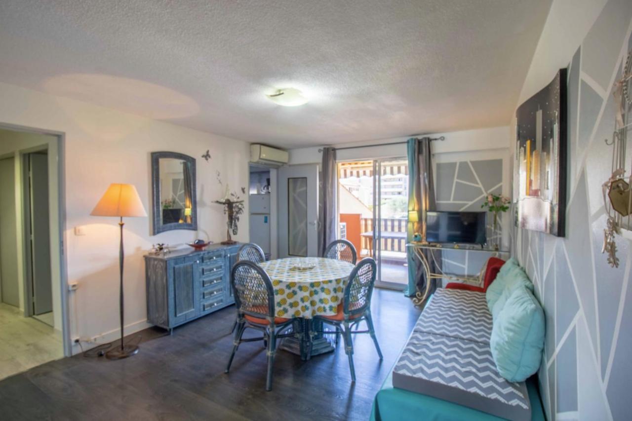 Cosy 35 M2 With Balcony In A Quiet Residence Фрежюс Экстерьер фото